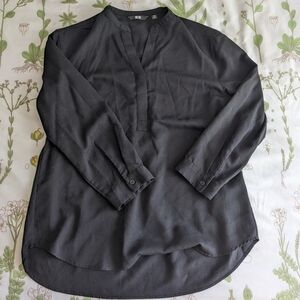 Black Uniqlo Top